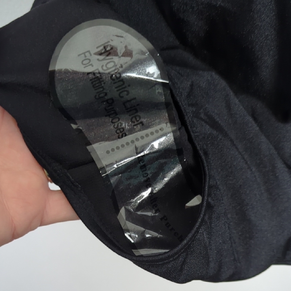 NWOT Nichole Miller Halter Black Ruched One Piece Swimsuit Size Med - Picture 5 of 6